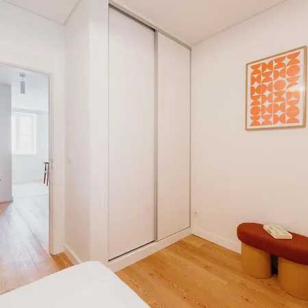 Orange House - Modern Two-bedroom Rc D * Lisboa