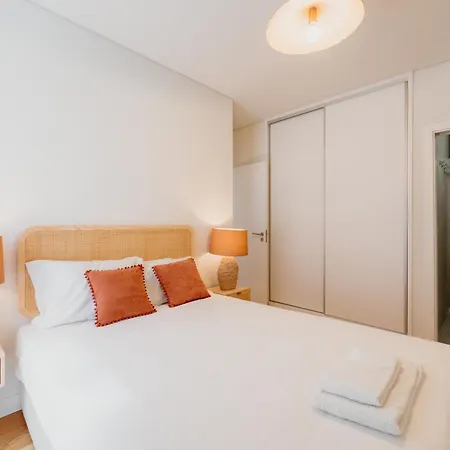 Orange House - Modern Two-bedroom Rc D *