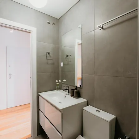 Orange House - Modern Two-bedroom Rc D Apartment *