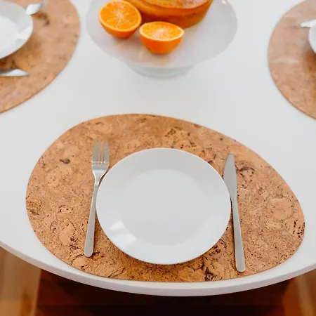 Orange House - Modern Two-bedroom Rc D Apartment