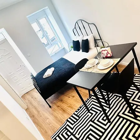 Orange House - Modern Two-bedroom Rc D *