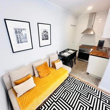Orange House - Modern Two-bedroom Rc D *